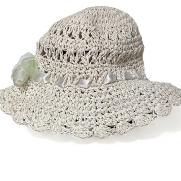 Other - NEW Cream Crochet Hat With Flower | Silk Ribbon Size O/S Fits Most NWOT